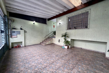 Casa assobradada à venda no Bairro da Vila dos Remédios