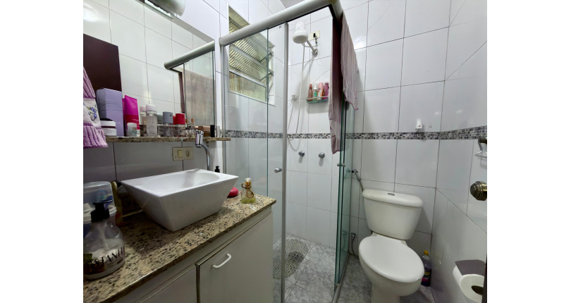 Casa assobradada à venda no Bairro da Vila dos Remédios