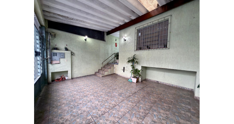 Casa assobradada à venda no Bairro da Vila dos Remédios