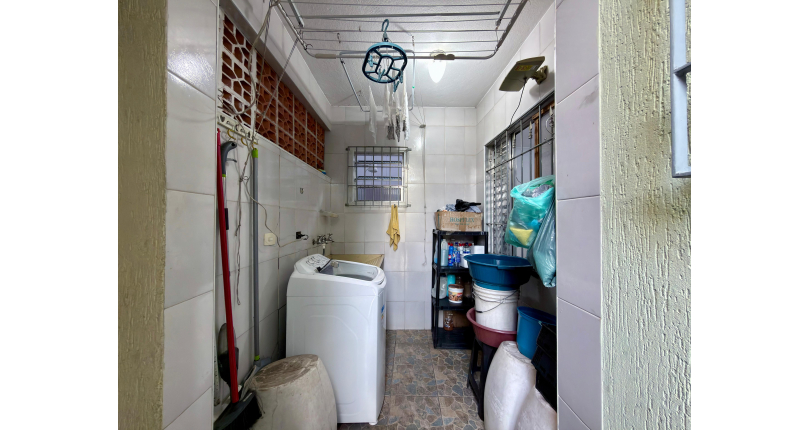 Casa assobradada à venda no Bairro da Vila dos Remédios