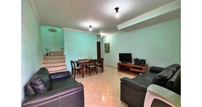 LINDO Sobrado à venda no Bairro do Jardim Vista Linda na Rua Venceslau Gomes da Silva