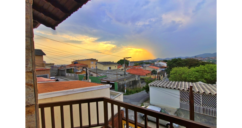 LINDO Sobrado à venda no Bairro do Jardim Vista Linda na Rua Venceslau Gomes da Silva
