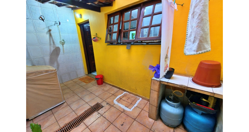 LINDO Sobrado à venda no Bairro do Jardim Vista Linda na Rua Venceslau Gomes da Silva