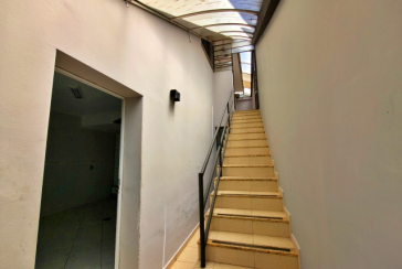 Linda Casa à venda no Bairro da Chácara Inglesa na Rua Cordovil Fernandes Lopes