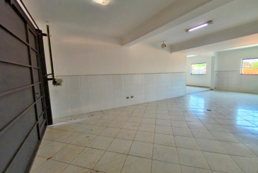 Linda Casa à venda no Bairro da Chácara Inglesa na Rua Cordovil Fernandes Lopes