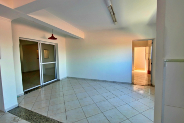 Linda Casa à venda no Bairro da Chácara Inglesa na Rua Cordovil Fernandes Lopes