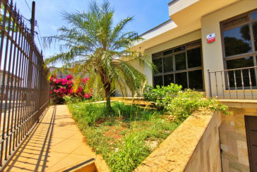 Linda Casa à venda no Bairro da Chácara Inglesa na Rua Cordovil Fernandes Lopes