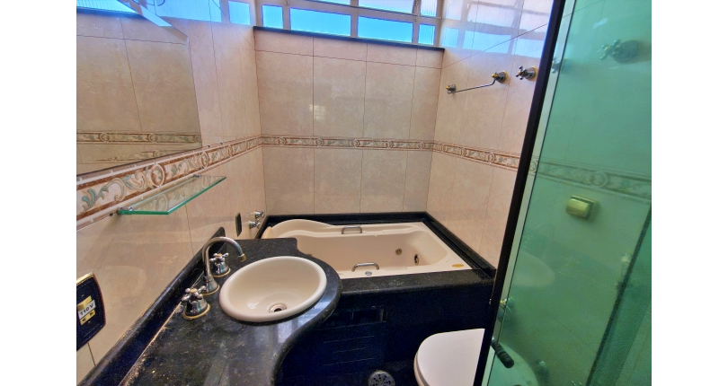 Linda Casa à venda no Bairro da Chácara Inglesa na Rua Cordovil Fernandes Lopes