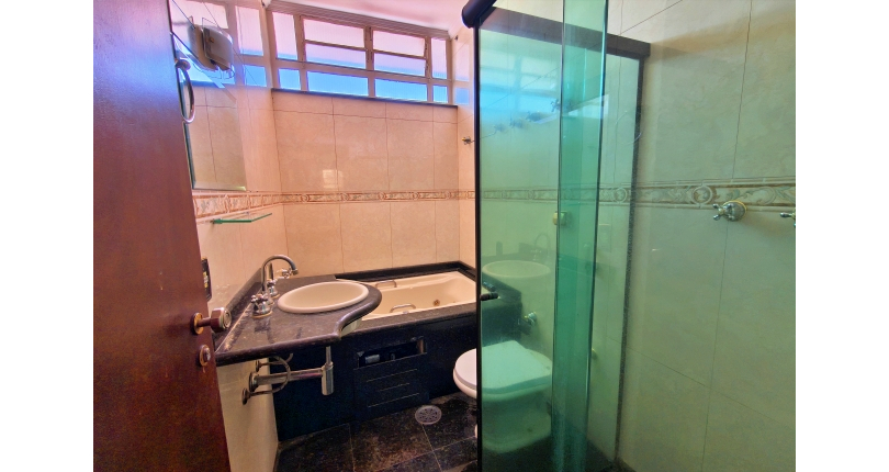 Linda Casa à venda no Bairro da Chácara Inglesa na Rua Cordovil Fernandes Lopes