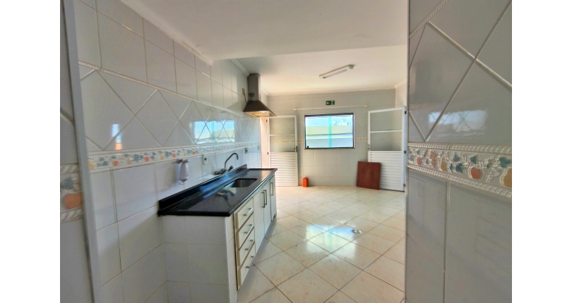 Linda Casa à venda no Bairro da Chácara Inglesa na Rua Cordovil Fernandes Lopes