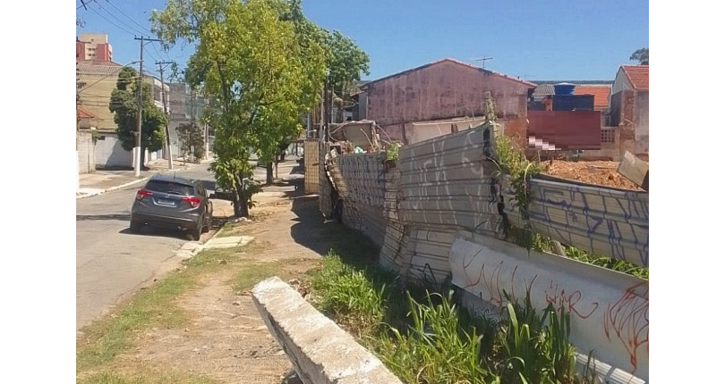 Terreno à venda no Bairro da Vila Jaguara na Rua Dom Pedro Henrique de Orleans e Bragança,