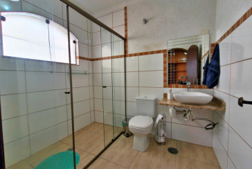 Lindo Sobrado à venda no Bairro do Jardim São José (Zona Norte) na Rua Doutor João Toniolo