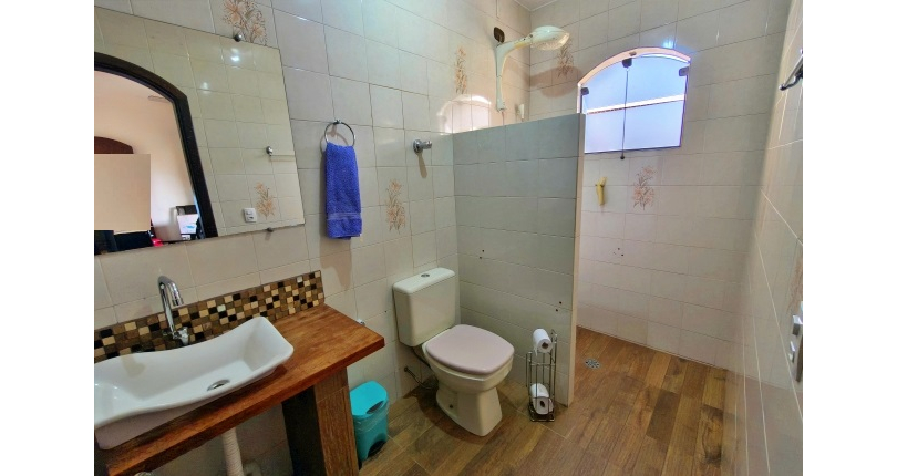 Lindo Sobrado à venda no Bairro do Jardim São José (Zona Norte) na Rua Doutor João Toniolo