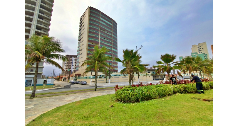 Ótima Casa Térrea à venda na Praia Grande no Bairro Caiçara na Avenida Lincoln