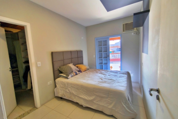 Sobrados à venda no Bairro da Chacara Inglesa na Rua Pompeu Sobrinho,