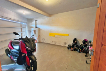 Sobrados à venda no Bairro da Chacara Inglesa na Rua Pompeu Sobrinho,