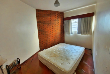 Sobrados à venda no Bairro da Chacara Inglesa na Rua Pompeu Sobrinho,