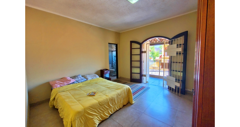 Sobrados à venda no Bairro da Chacara Inglesa na Rua Pompeu Sobrinho,