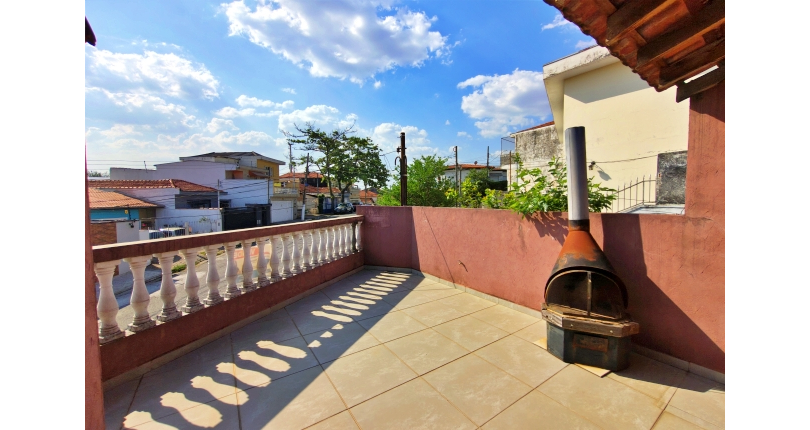 Sobrados à venda no Bairro da Chacara Inglesa na Rua Pompeu Sobrinho,