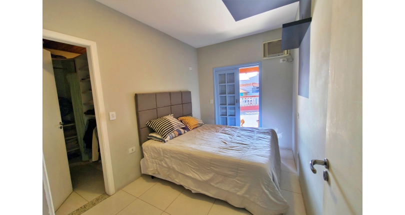 Sobrados à venda no Bairro da Chacara Inglesa na Rua Pompeu Sobrinho,