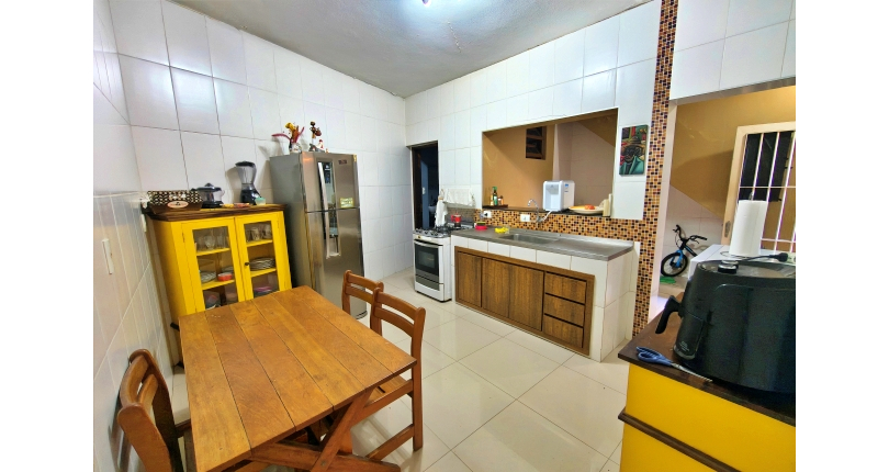 Sobrados à venda no Bairro da Chacara Inglesa na Rua Pompeu Sobrinho,