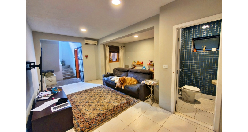 Sobrados à venda no Bairro da Chacara Inglesa na Rua Pompeu Sobrinho,