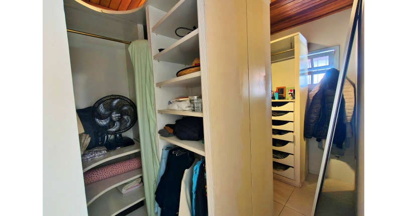 Sobrados à venda no Bairro da Chacara Inglesa na Rua Pompeu Sobrinho,