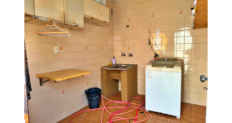 Sobrados à venda no Bairro da Chacara Inglesa na Rua Pompeu Sobrinho,