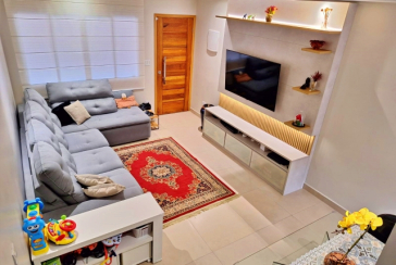 Lindo Sobrado à venda no Bairro do Jardim Regina na Rua Crispim Santos,