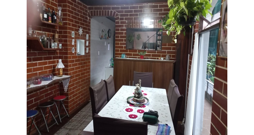  Casa à venda no Bairro da Chacara Inglesa na Rua Pompeu Sobrinho