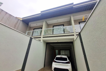 Lindo Sobrado à venda no Bairro do Parque São Domingos na Rua Armando Martino