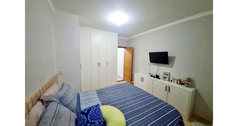 Lindo Sobrado à venda no Bairro do Parque São Domingos na Rua Armando Martino