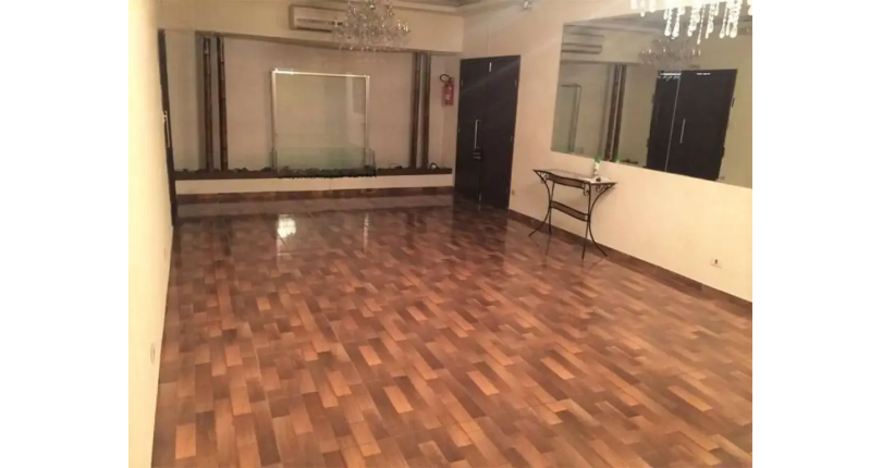 Oportunidade: Galpão à venda no Bairro da Barra Funda na Rua Anhanguera