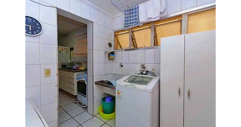 Belo Apartamento à venda nas Perdizes na Rua Caiubi 372