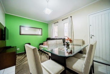 Sobrado à venda em Osasco no Bairro de Quitaúna na Avenida Marechal Edgar de Oliveira 350