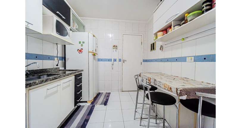 Sobrado à venda em Osasco no Bairro de Quitaúna na Avenida Marechal Edgar de Oliveira 350