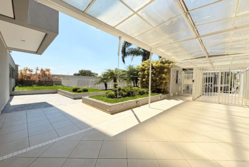 Belo Apartamento à venda no Bairro da Vila Mangalot na Rua Jose Ataliba Ortiz 985, no Condomínio Edifício Vista Verde