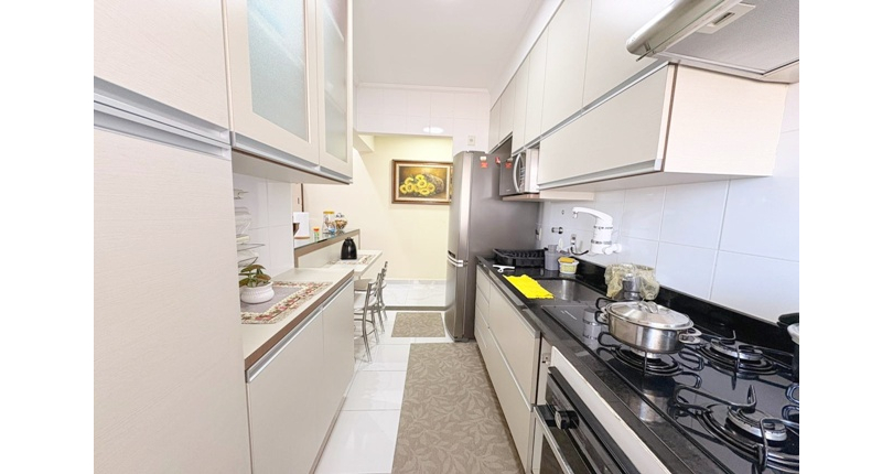 Belo Apartamento à venda no Bairro da Vila Mangalot na Rua Jose Ataliba Ortiz 985, no Condomínio Edifício Vista Verde