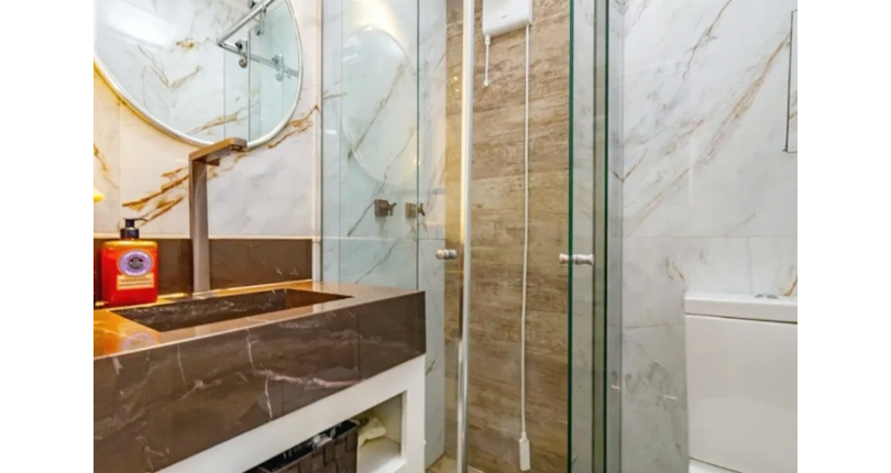 Lindo Sobrado à venda no Bairro da Vila Mangalot na Rua Jose Ataliba Ortiz 834,