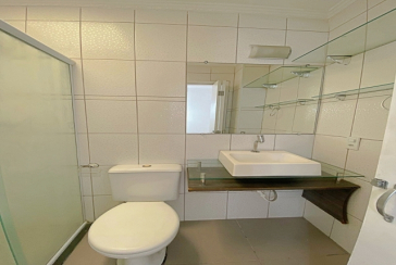 Sobrado à venda no Bairro do Jaraguá na Rua Jairo de Almeida 220