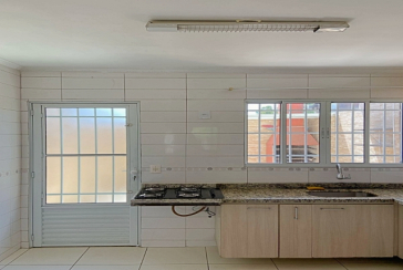 Sobrado à venda no Bairro do Jaraguá na Rua Jairo de Almeida 220