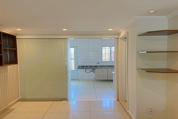 Sobrado à venda no Bairro do Jaraguá na Rua Jairo de Almeida 220