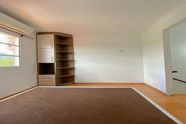 Sobrado à venda no Bairro do Jaraguá na Rua Jairo de Almeida 220