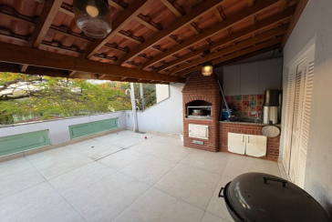 Sobrado à venda no Bairro do Conjunto Residencial Vista Verde na Rua Desembargador Plínio Novaes de Andrade