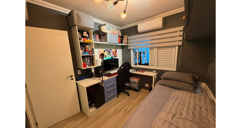 Sobrado à venda no Bairro do Conjunto Residencial Vista Verde na Rua Desembargador Plínio Novaes de Andrade