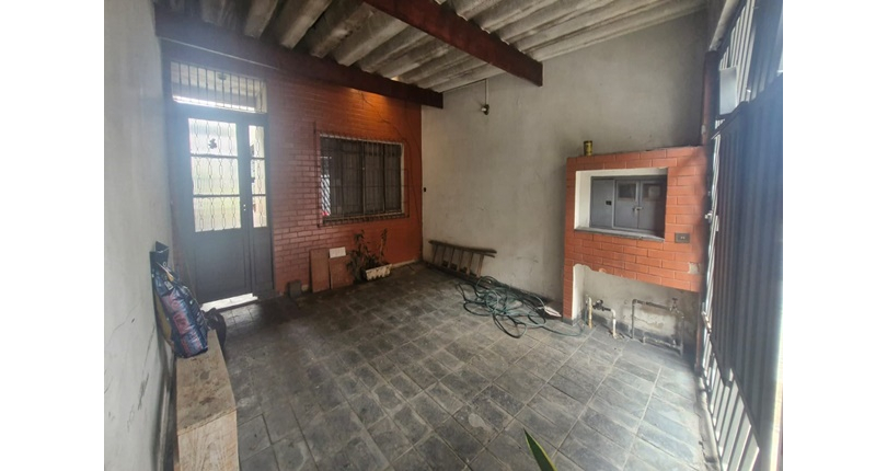 Sobrado à venda no Bairro do Jardim Marisa na Rua José Soeiro de Vaz,