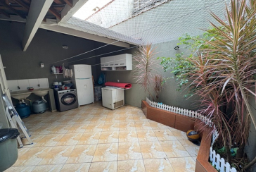 Ótimo Sobrado à venda no Bairro do Conjunto Residencial Vista Verde na Rua Desembargador Plínio Novaes de Andrade