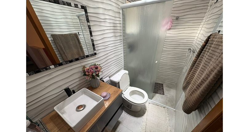 Ótimo Sobrado à venda no Bairro do Conjunto Residencial Vista Verde na Rua Desembargador Plínio Novaes de Andrade