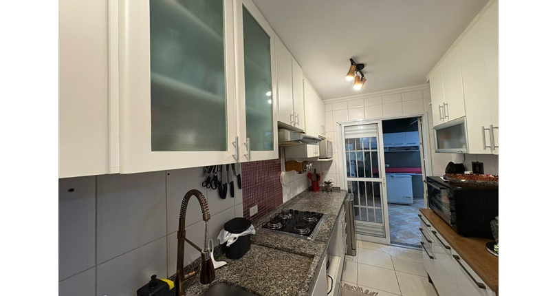 Ótimo Sobrado à venda no Bairro do Conjunto Residencial Vista Verde na Rua Desembargador Plínio Novaes de Andrade