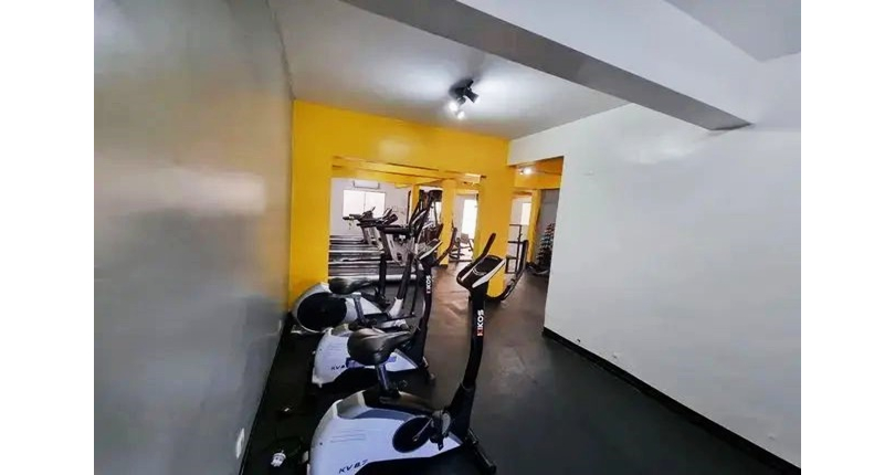 Apartamento Cobertura à venda no Bairro da Vila Zat na Rua Doutor Luís La Scala Júnior 174